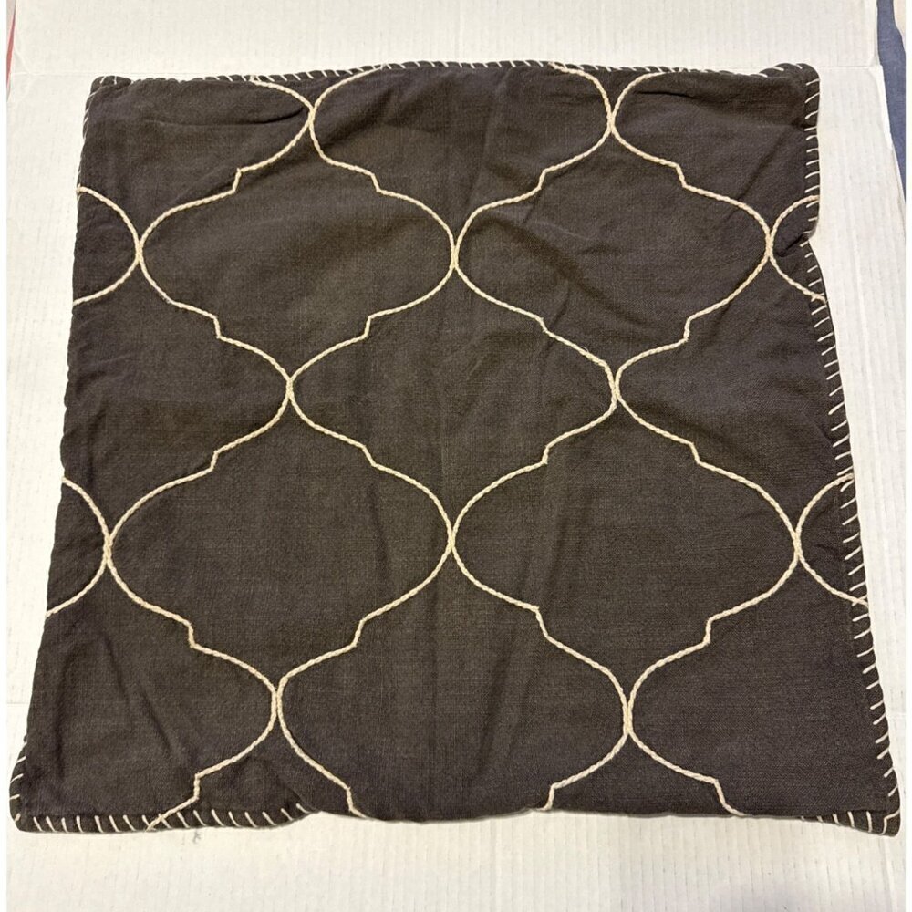 2 Pottery Barn Grey Moroccan Tile Embroidered Pillows Shams 22X22